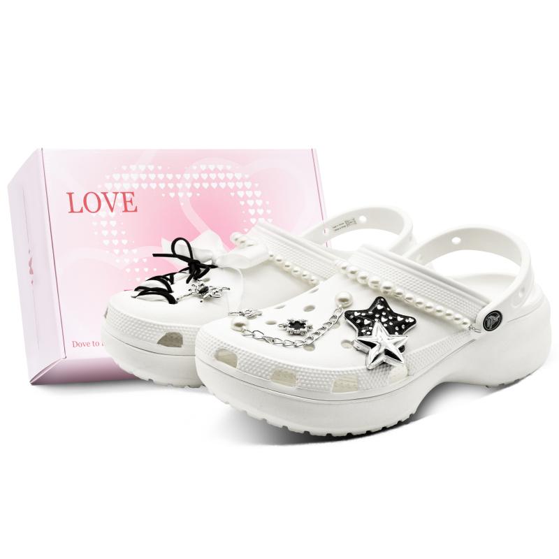 

Crocs Classic Platform Clog Starburst EVA для любви Полный любви Мода Один удар Подарочная коробка Дырявая обувь Унисекс Белый 39-40
