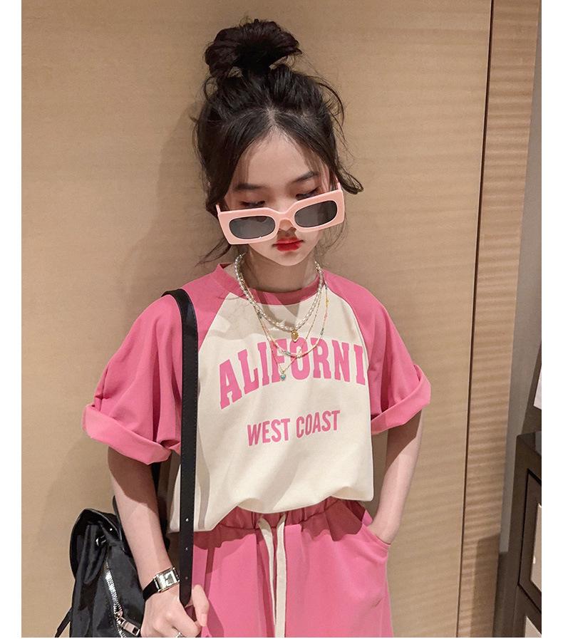 Girls' Stylish Korean-Style Summer Two-Piece Set: Short-Sleeved T-Shirt & Skirt