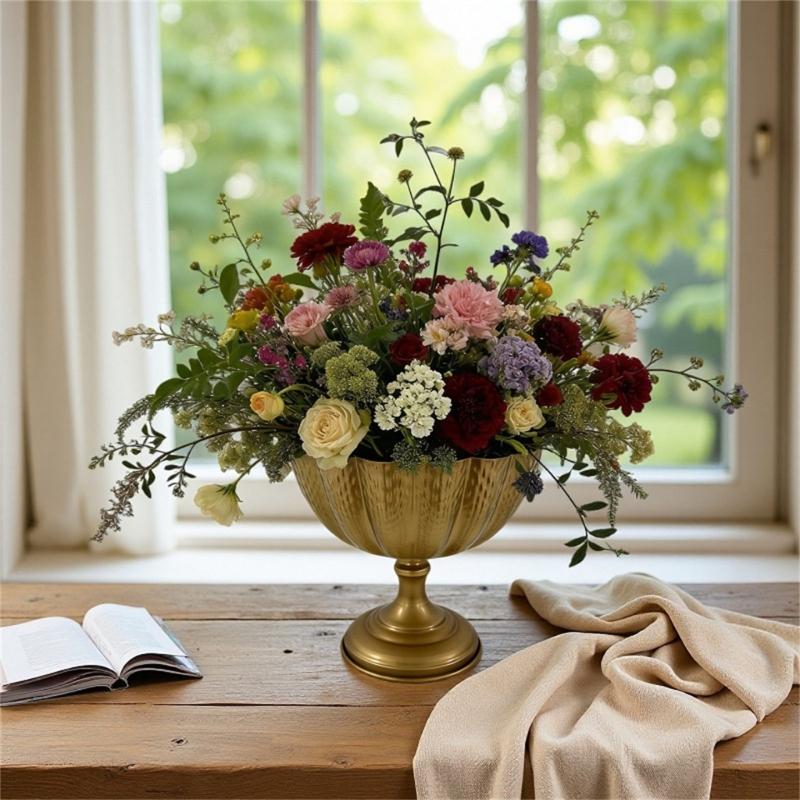 Distressed Gold Vases Indoor Decorative Flower Container for Sitting Room Or Garden Setting