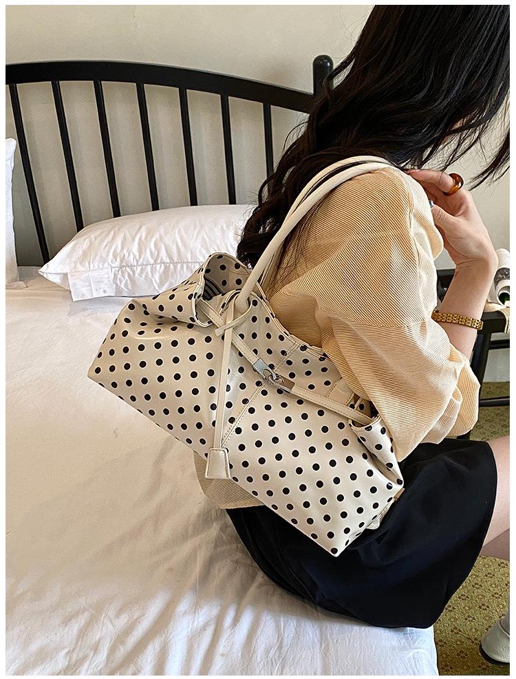Women's Polka Dot Tote Bag - Stylish, Large Capacity for Work and Casual Use, 2026 New Fashion.