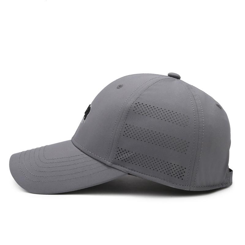 Embroidered letter baseball cap with side perforations – a casual, versatile and stylish cap for outdoor sun protection