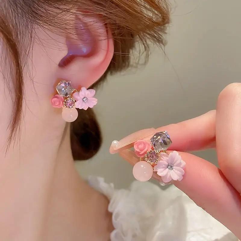Korean Fashion Crystal Flower Earrings For Women Jewelry Trending New Luxury Women's Zircon Petal Earrings Accessories Gift