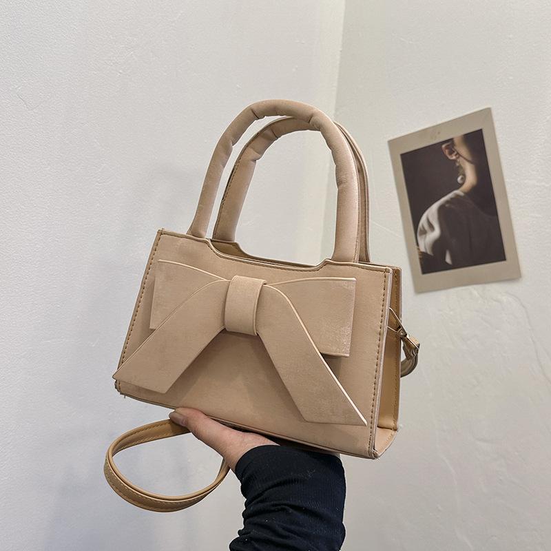 

Сумочка з бантом із нішевим дизайном 2024, нова мода, маленька квадратна сумка на плечі, текстура, жіноча сумка для приміських поїздок хакі