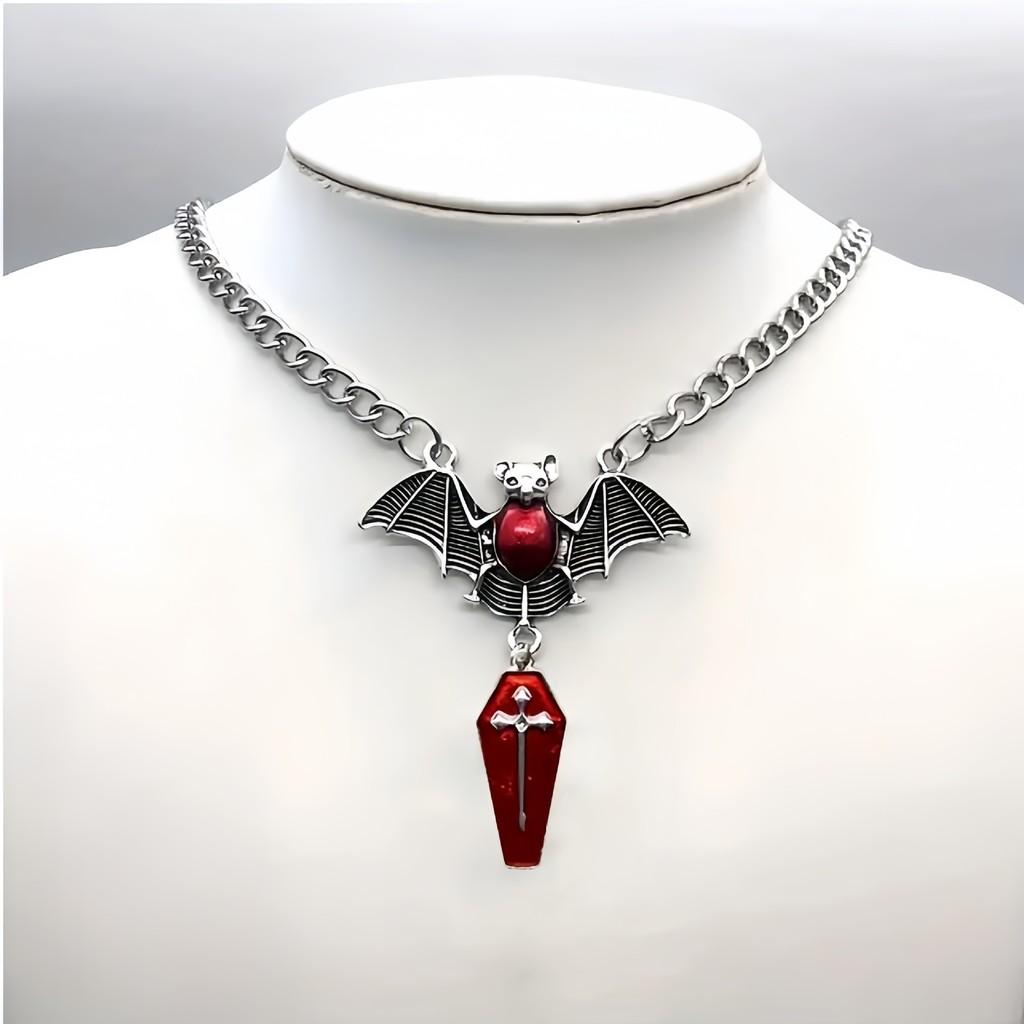 Gothic Vampire Bat Pendant Necklace With Alloy Bloodstone Charm For Women