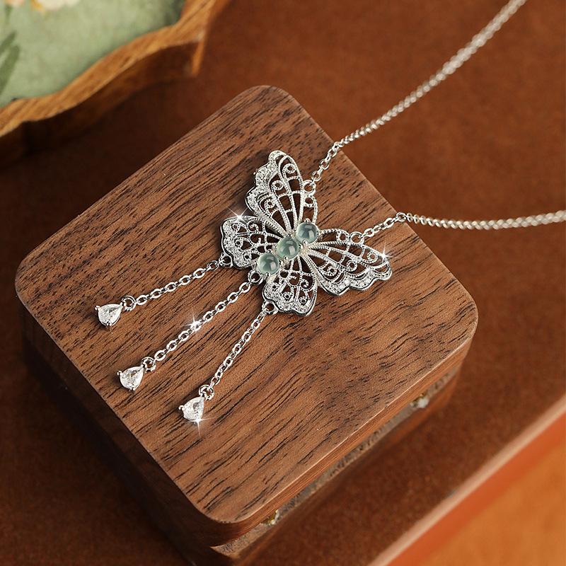 Natural jadeite filigree hollow fringed butterfly pendant S925 sterling silver new Chinese necklace butterfly collarbone chain holiday gift 925 silver