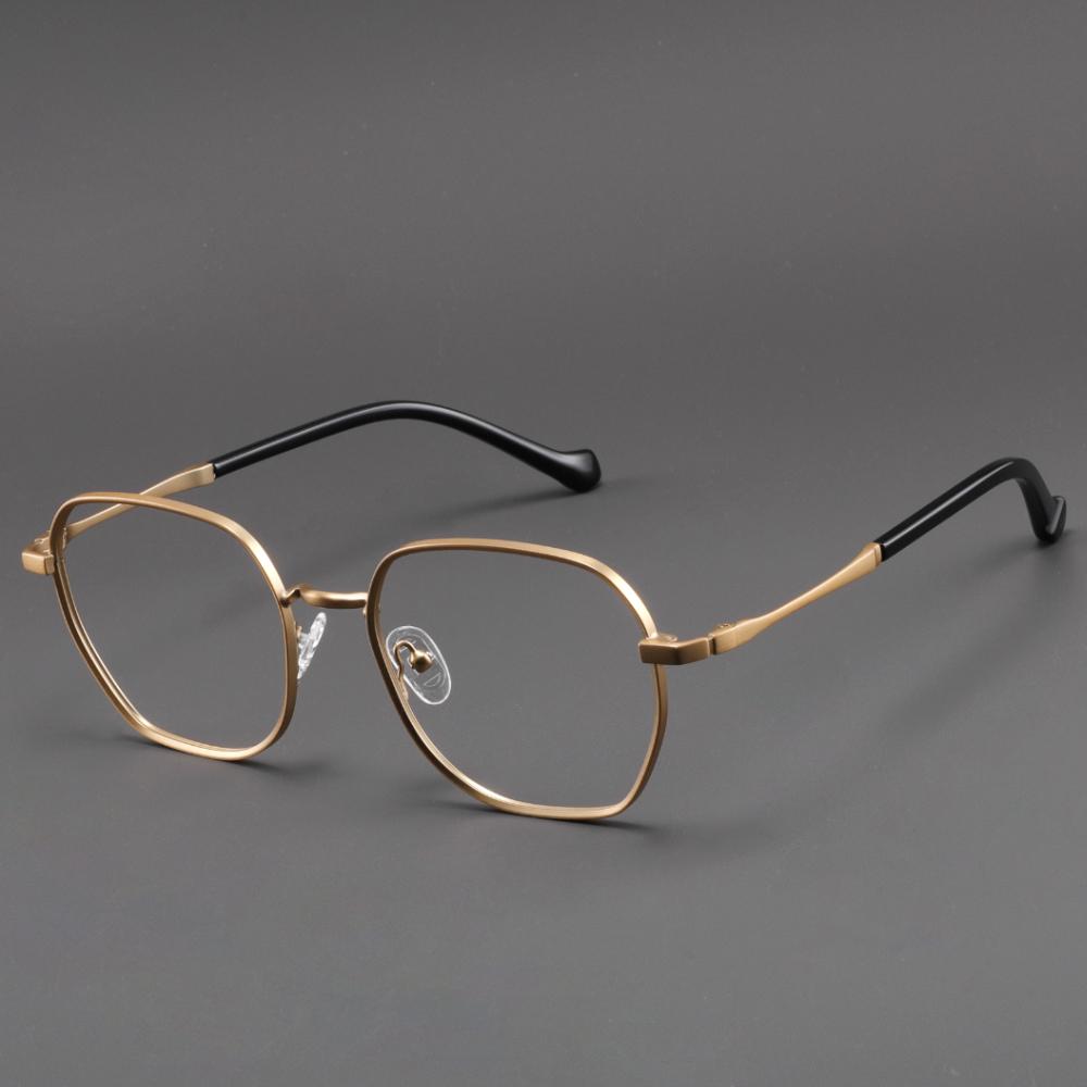 Ultra Light Titanium Wide Edge Eyeglass Frame Retro Frame for Men Anti Blue Light Optical Frames Custom Prescription