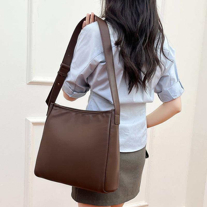 

Популярные в этом году сумки из ПУ для мамы и ребенка 2025сумки большие сумки женские сумки-тоут большой вместимости рождественские сумки женская легкая роскошь