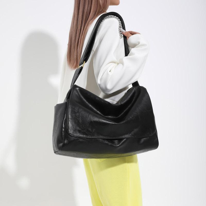 New Fashionable Versatile Large Capacity Soft Leather Shoulder Crossbody Bag Women Solid Color Flap Shopper Handbags CLE