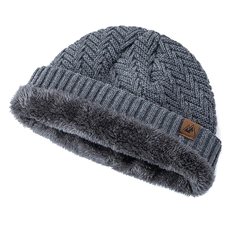 Unisexové zimní čepice Peak Label Módní pletené čepice pro muže a ženy Čepice Beanie Outdoorové hřejivé sportovní čepice s plyšovou kožešinovou podšívkou