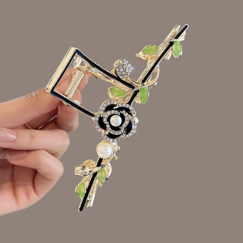 Alloy Womens Back-of-Head Grabber Large High-End Hair Claw Clip Summer 2026 Shark Clip Headpiece Japan and Korean Style