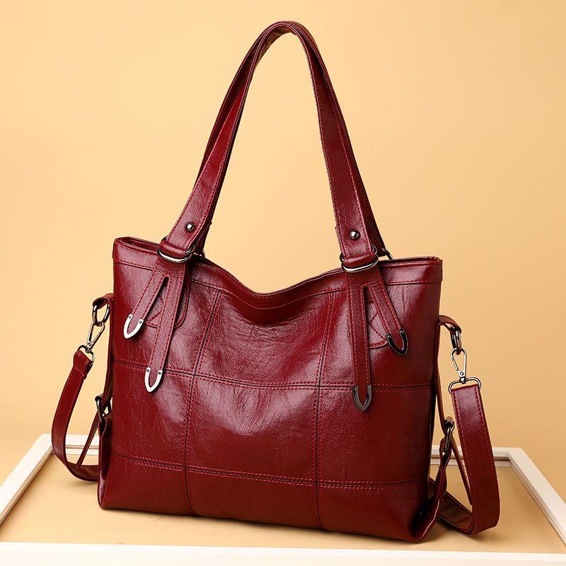 Women's New Shoulder Bag Handbag with Large Capacity and Fashionable Temperament Tote Bag