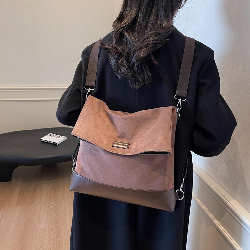 Retro large-capacity bag 2025 fashionable new women's bag autumn and winter commuter texture women's backpack