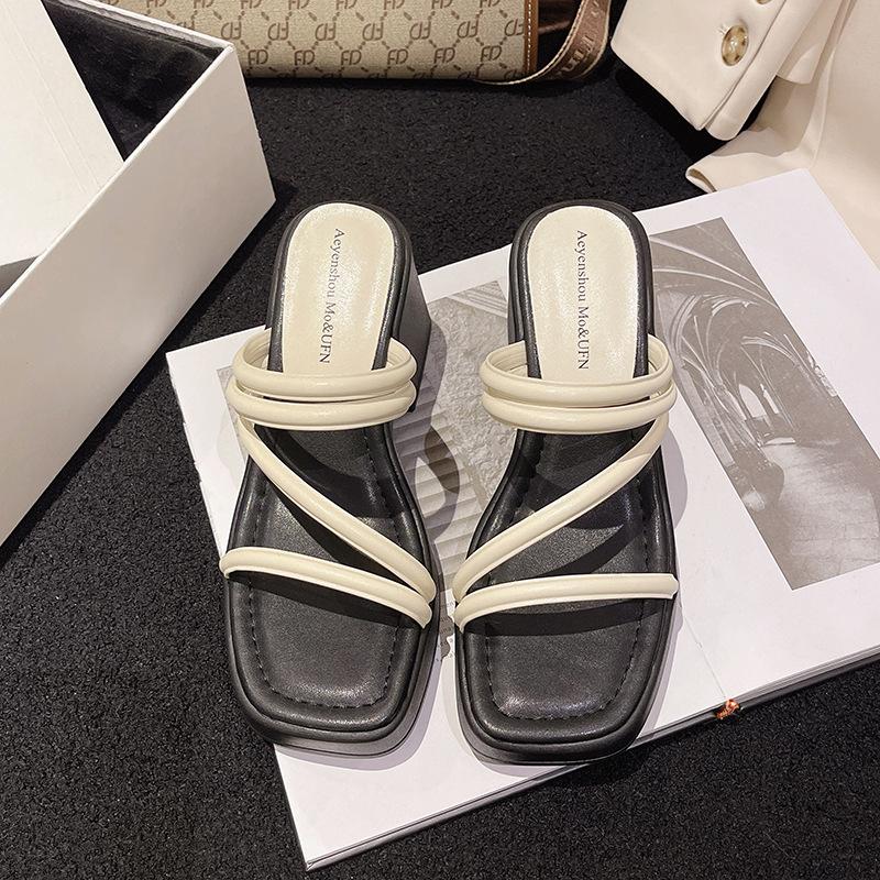 Muffin Thick-soled Small Man Heightened Thick-heeled Slippers Women's Outer Wear 2025 Summer New Fashionable French High-heeled Sandals