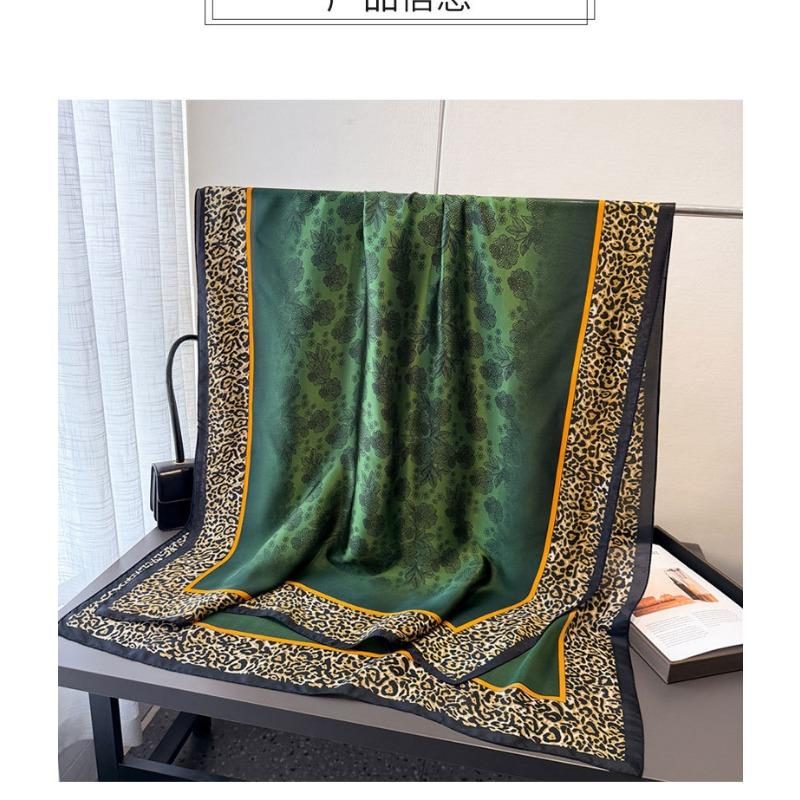 New green shadow leopard print simulation silk brocade fashion sunscreen silk scarf long scarf shawl versatile headscarf scarf