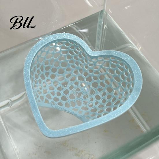 Ornamental Shrimp Habitat Floating Betta Hammock Heart Shape Aquarium Hideout Feeding Ring Hideaway Cave Bed Resting Spot for Nano Tanks Corydoras