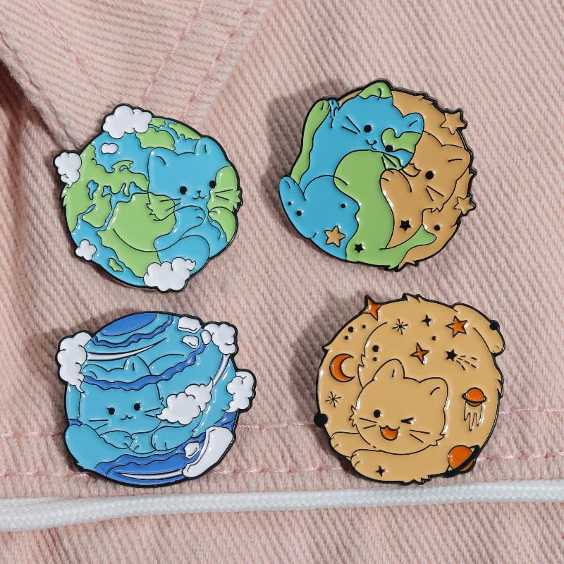 Cute Cartoon Creative Earth Ocean Protection Brooch Adorable Cat Planet Pin For Accessories