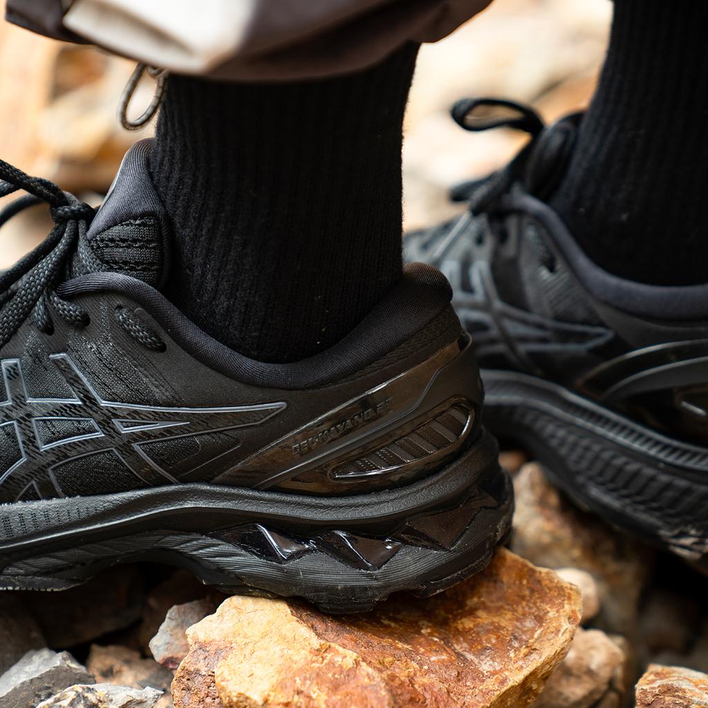 Asics Gel Kayano 27 'Black' 1011A767-002