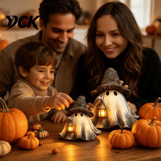 Atmosphärische Halloween-Partyartikel Geist Hexenhut Harzfigur mit LED-Laterne, Vintage Hexe Dekorative Laterne für Spukhaus Halte-Lampe
