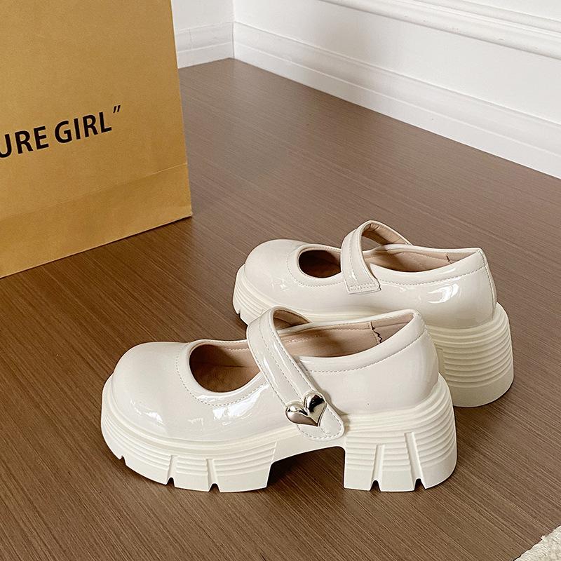 

Platform Mary Jane small leather shoes women s 2025 spring and summer new versatile black commuter skirt JK thick heel single shoes 40 белый