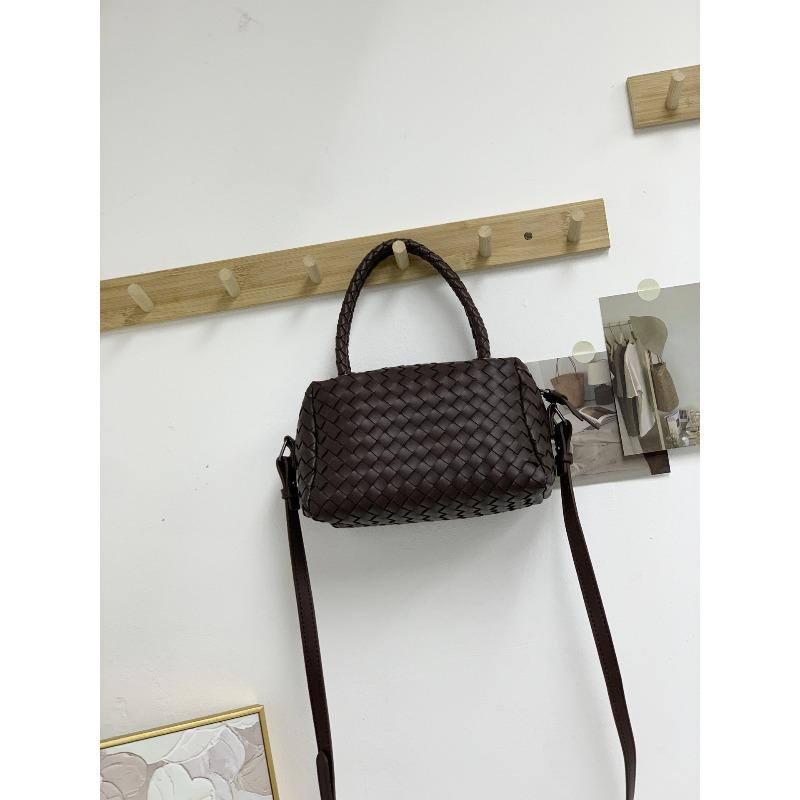 New Woven Bag For Women Niche High-end Wine Red Hand-held Single Shoulder Crossbody Small Square Bag Camera Pillow Bag