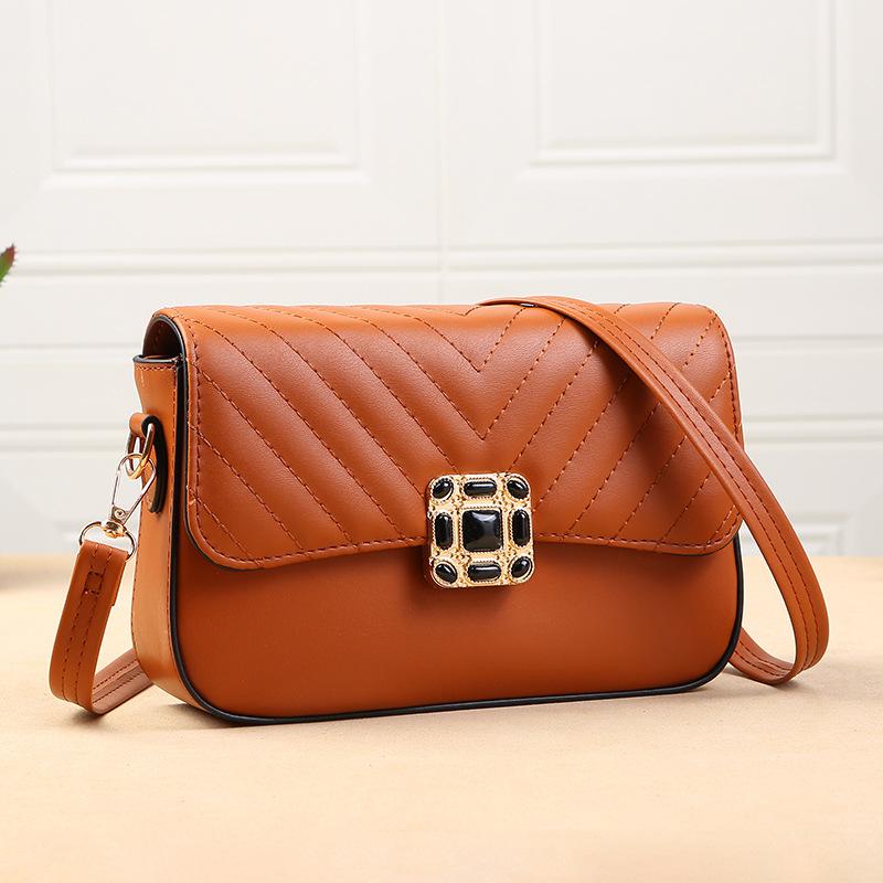 

Новые трендовые сумки через плечо, маленькие квадратные сумки, женские модные однотонные маленькие свежие сумки для отдыха, универсальные текстурированные сумки через плечо