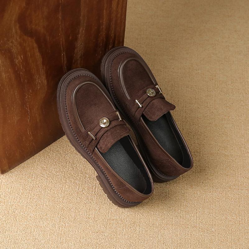 

Four Seasons Wear Black Casual Women s Leather Shoes New Round Head Low Heel Flat Shoes Rubber Soft Sole Low Top Women s Single Shoes 39