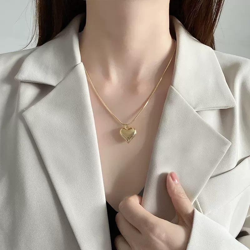 Love Heart Necklace Simple and Versatile Niche Design Light Luxury Necklace