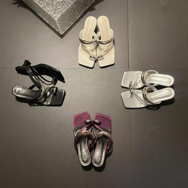 Fashion 2025 New Women's Shoes Herringbone Clamping Toe Slippers Female Summer Outwear High Heel Clamping Sandals Sandals Female