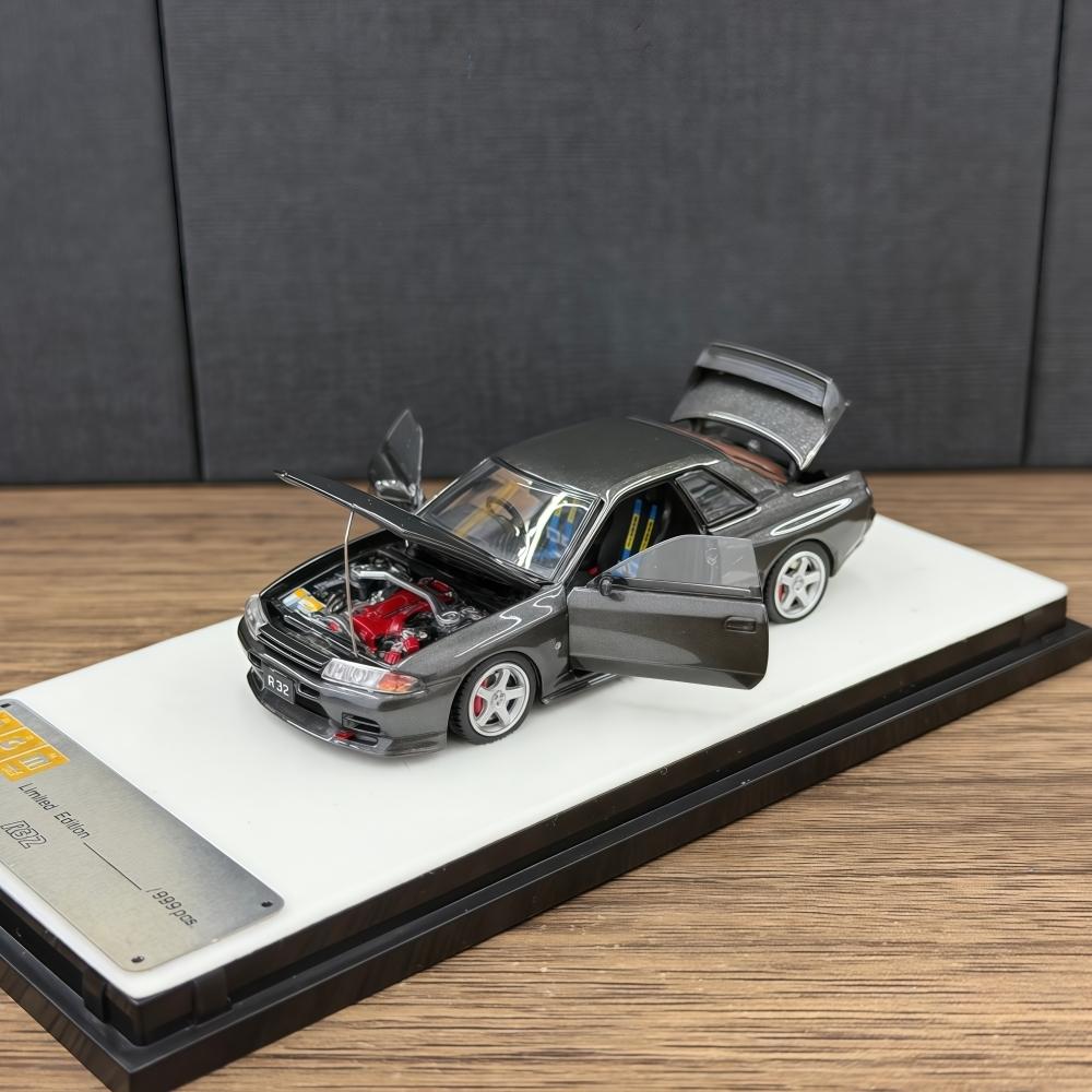 

Ready stocks PGM 1:64 R32 MetallicGrey Diecast Limited Edition Alloy Full-Open collectible Car Model