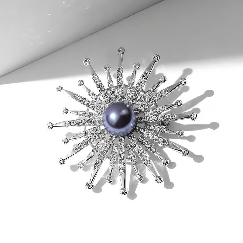 Sunflower Brooch - High-end Women's Luxurious Style Pearl Brooch with Unique Small Design Pin