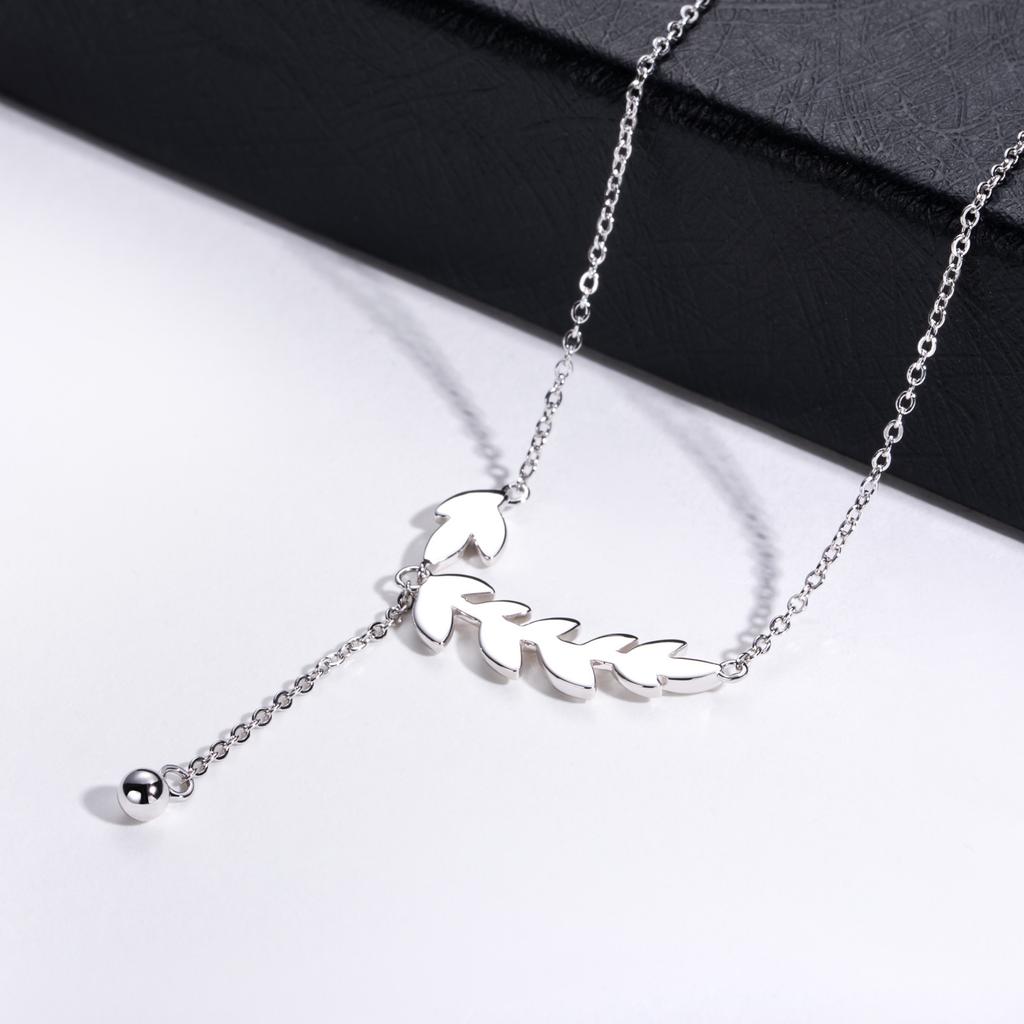 Fashion Fine 925 Silver Cute Engagement Iced Out Vvs Moissanite Charm Leave Long Tassel Chain Necklace