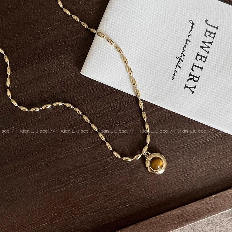 Women's High-End French Retro Tiger Eye Choker Necklace - Versatile Light Luxury Sweater Chain