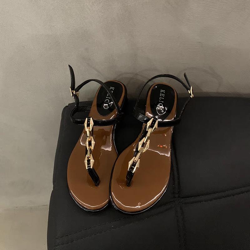 Niche thick heel French toe sandals fairy shoes 2025 new summer black temperament with skirt Roman shoes