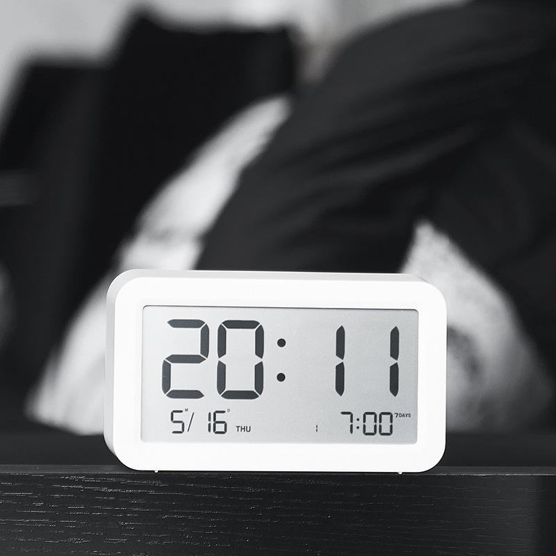 Simple and compact electronic clock digital multi-function clock bedside alarm clock mini clock student clock Q118