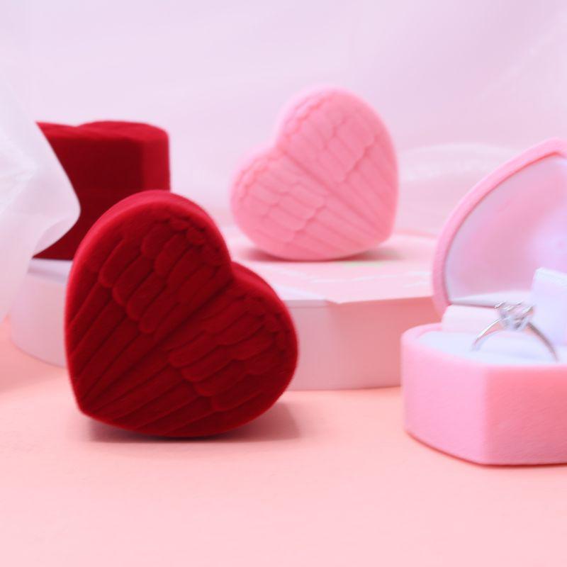 Flocked Heart Shaped Rose Ring Box Velvet Engagement Display for Marriage Proposal Valentines Day Party