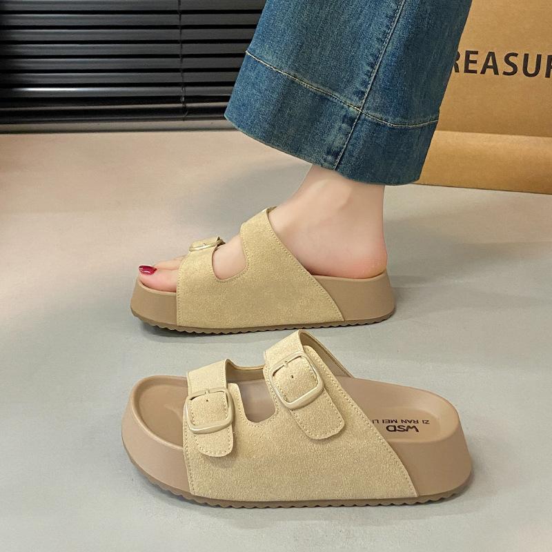 Thick-soled heightening slippers women's summer outer wear spring new sandals small non-slip beach cool slippers