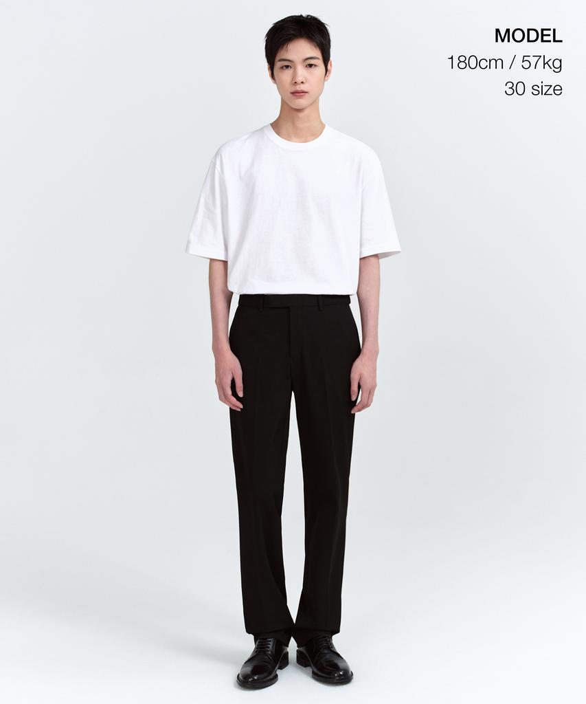 MUSINSA STANDARD Semi-Wide Hidden Banding Slacks [Black]