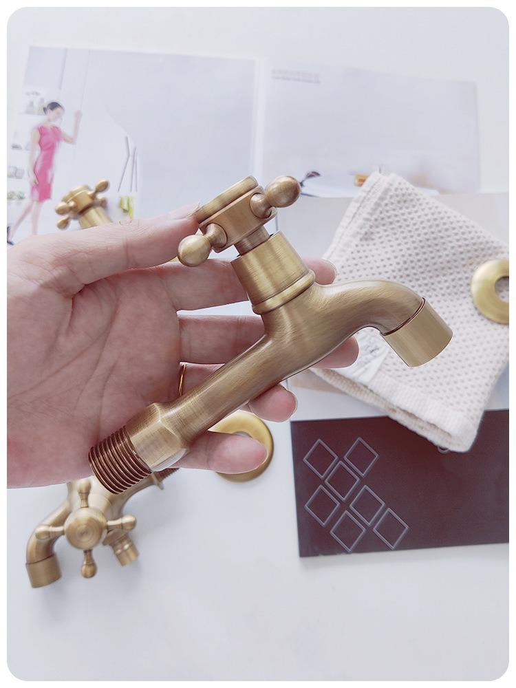 Grifo para Fregadero de Mopa de Estilo Europeo de Doble Uso con Rociador de Apertura Rápida - Agua Fría Única, Uno Entra Dos Salen