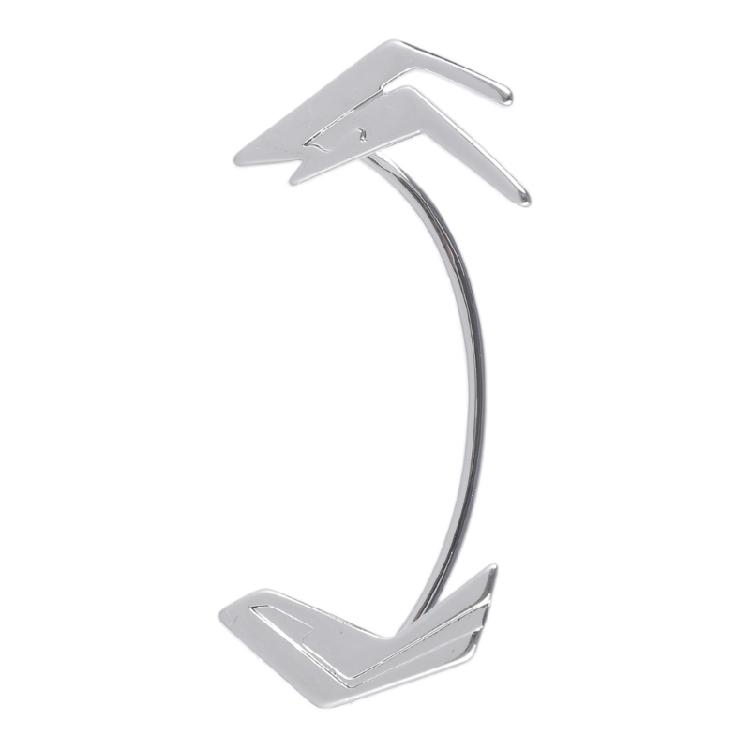 

Edgy Unisex Ear Clips Trendy Jewelry Skeletal Spine Alien Ear Hooks Accessories 1