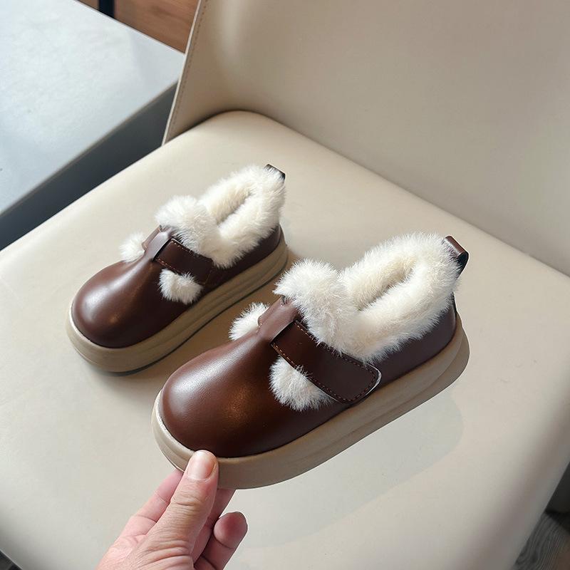 Korean Style Girls' Plush Cotton Velcro Leather Shoes - Thick Sole, Warm for Autumn/Winter 2025