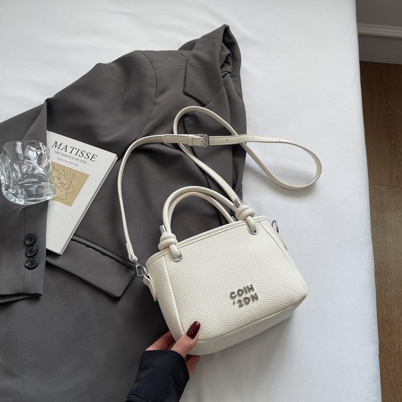 New Foreign Trade Dopamine Fresh and Fashionable Portable Bucket Bag Light Luxury Shoulder Messenger Bag Female Versatile