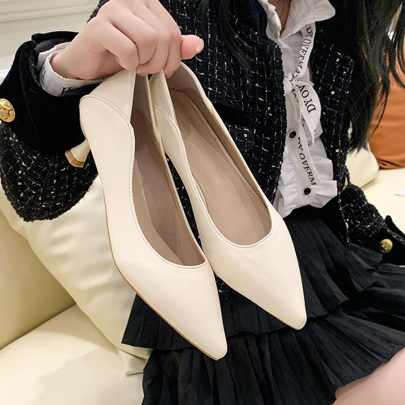 Small Heel Pointed High Heel Shoes Women's Low Heel Two Wear Soft Leather Soft Sole Black Professional Work Shoes Work Shoes