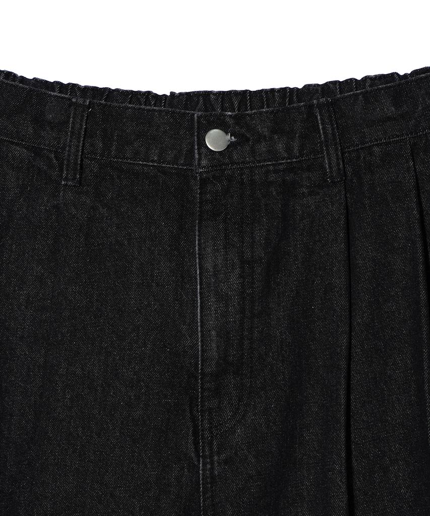 SOUNDSLIFE Two Tuck Denim Shorts Black
