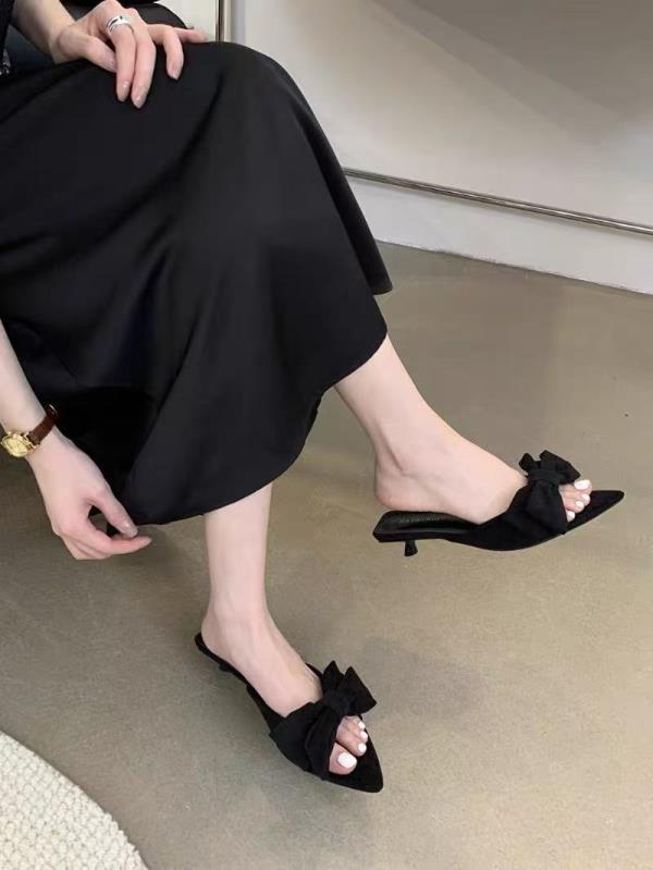 

Модные резиновые шлепанцы с бантом-бабочкой, женские тапочки, слиперы, женские с острым носком, гавайские 2025, слайды с бантом-бабочкой, скандалы 35