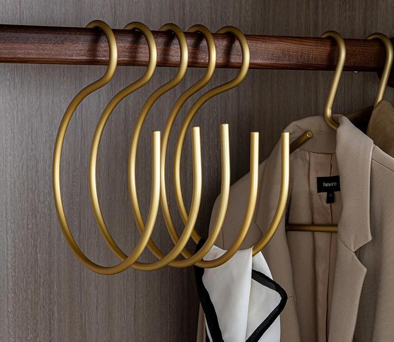 

1/3/5 шт. S-образный крючок для подвешивания одежды, Большие многофункциональные крючки для шарфа, шляпы, сумки, Прочный органайзер для хранения для кухни 1pcs золотой