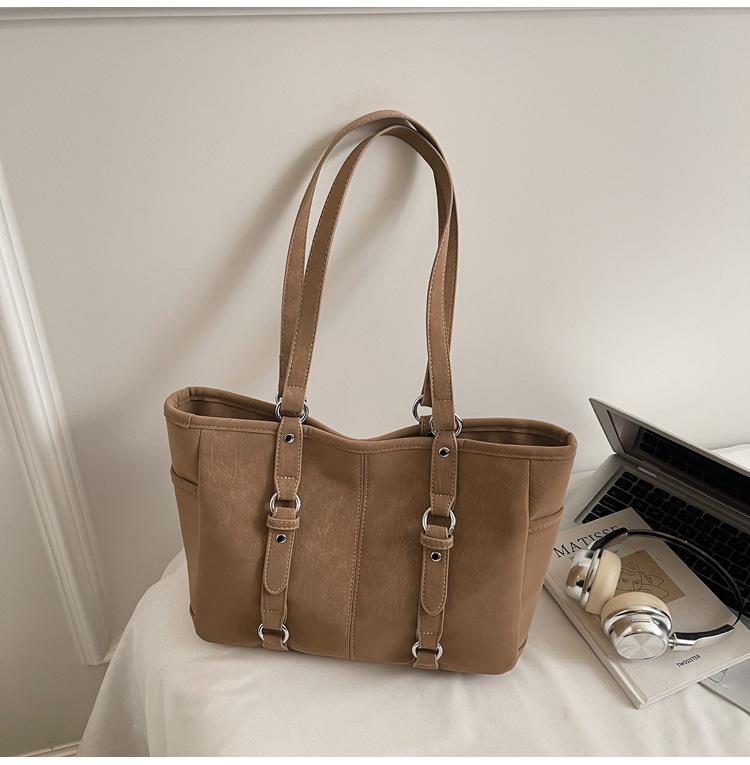 Retro Niche Underarm Bag Women's 2025 New Simple and Versatile Tote Bag High-end Large-capacity Shoulder Bag