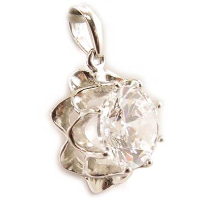 [C4650] - White 'Margot' Silver Pendant