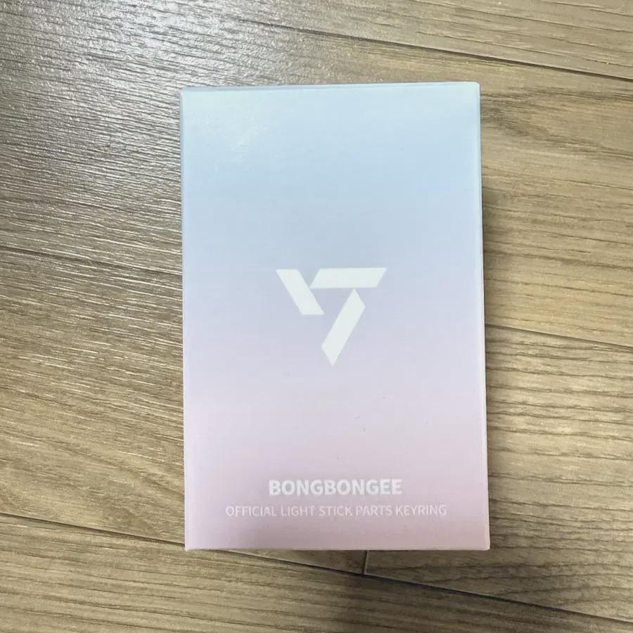 

Seventeen Бонбонг Чирлайт Стикс Запчасти Брелок