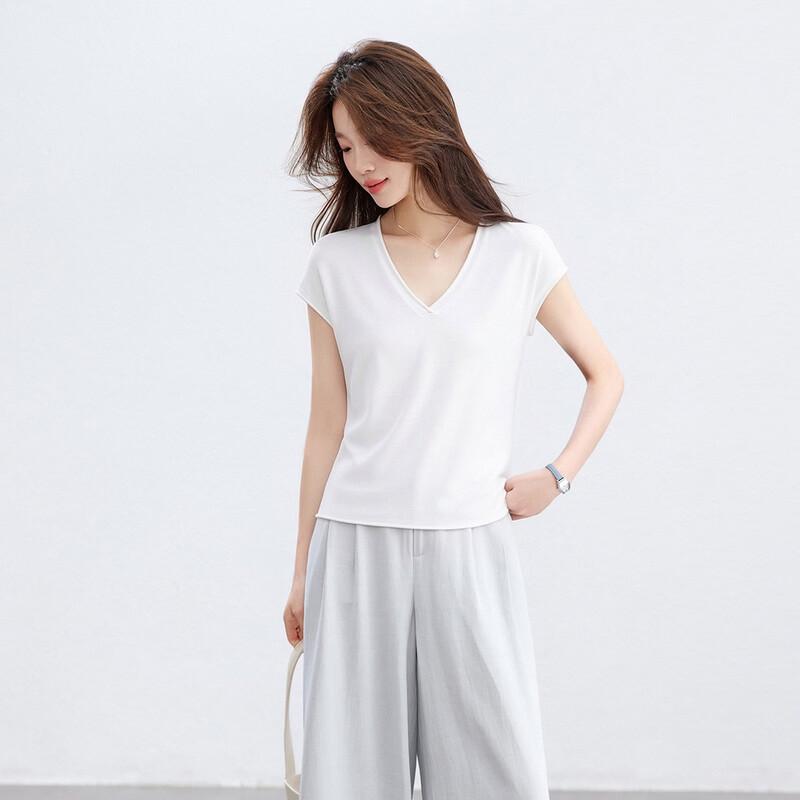 Srcr Women's V-Neck Silk Blend Knit Short Sleeve T-Shirt