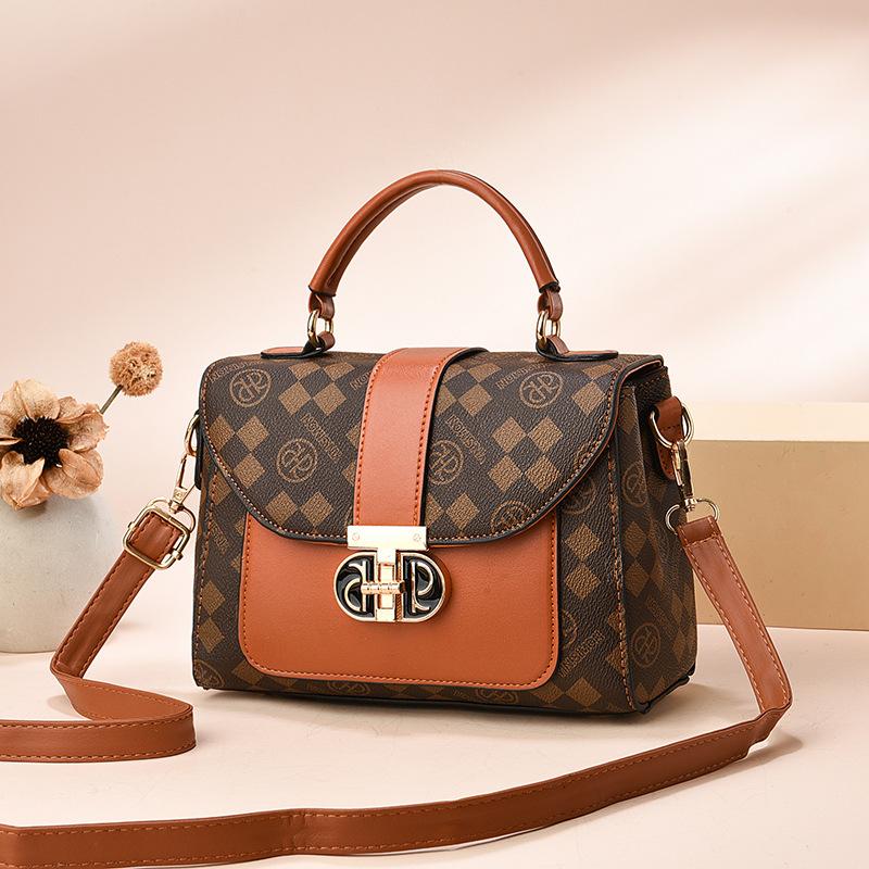 

Женская сумка 2025 лето новая маленькая квадратная сумка модная универсальная трендовая на плечо кроссбоди